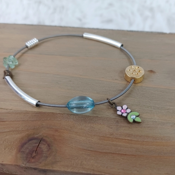 Fashion Jewelry Beaded Charm Bracelet Bundle - Picture 4 of 16